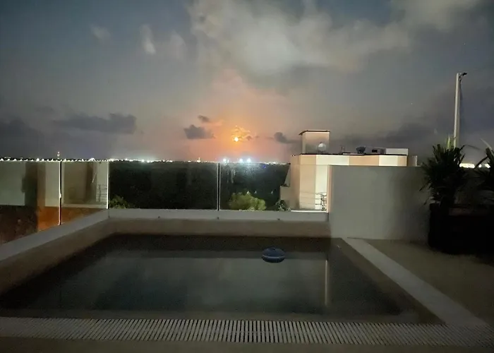 Сasa de vacaciones Casa Joya Luxury 3 Bedroom Home With Private Rooftop Plunge Pool And Mangrove View